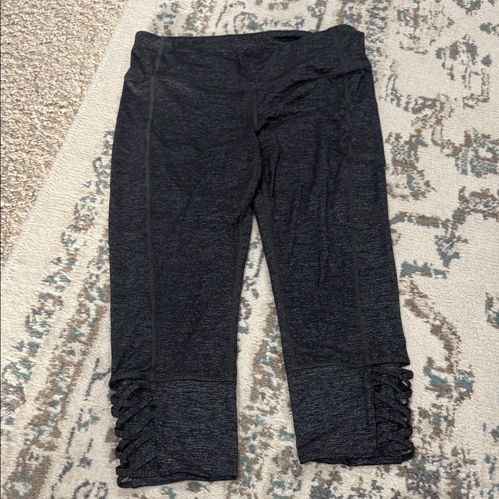 Athleta cropped super soft leggings